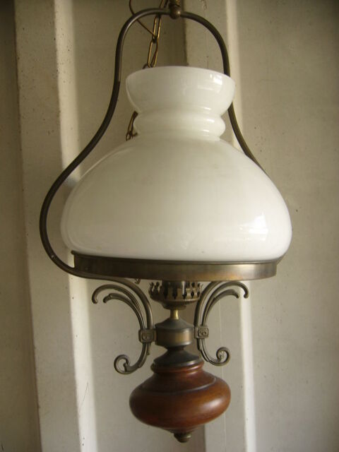 LUSTRE 25 Sallanches (74)