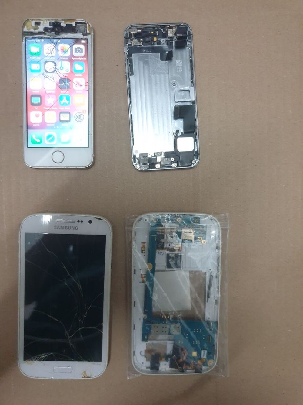 Lot smartphones et tablettes Téléphones et tablettes