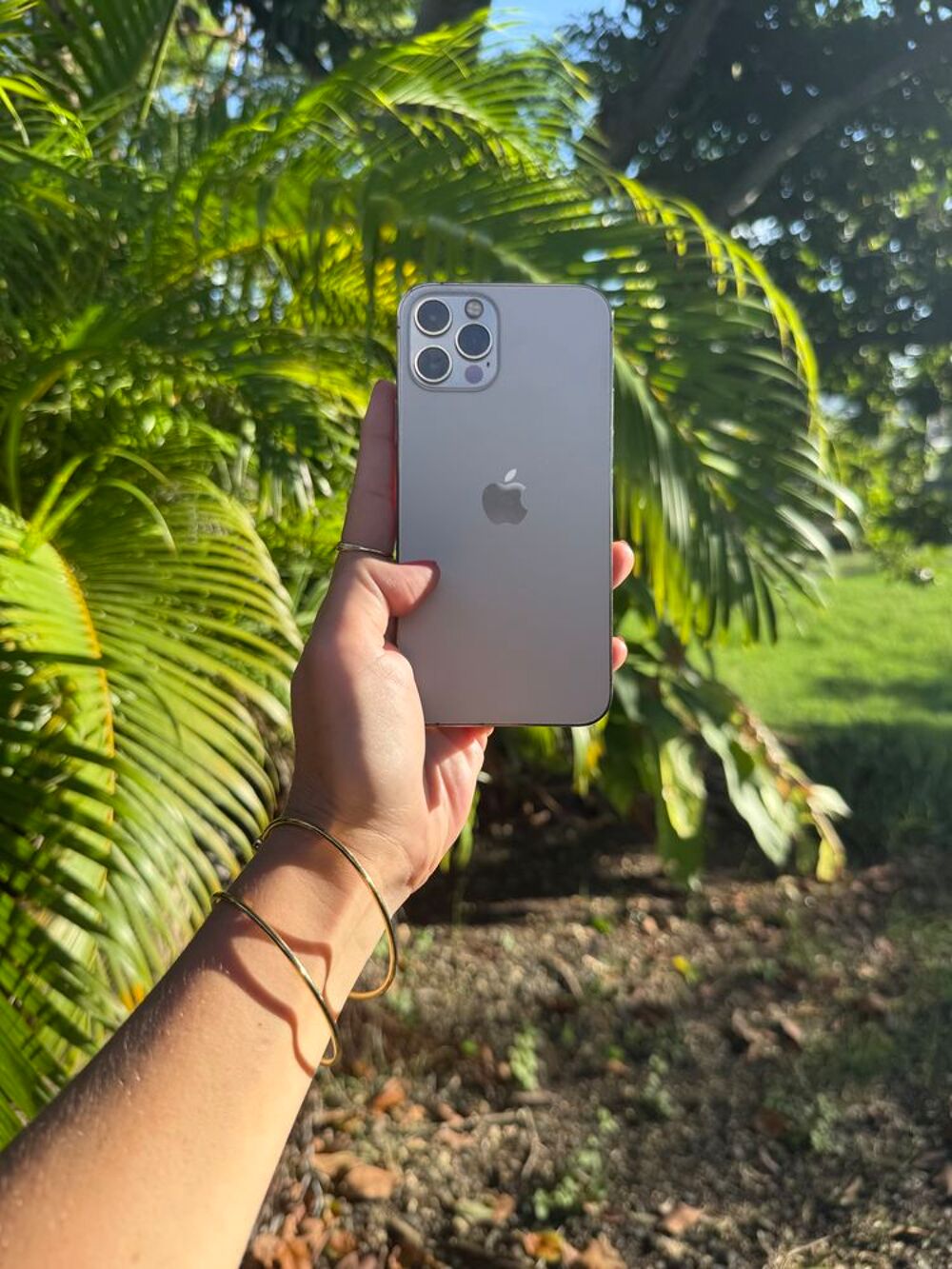 APPLE iPhone 12 Pro 512go Téléphones et tablettes