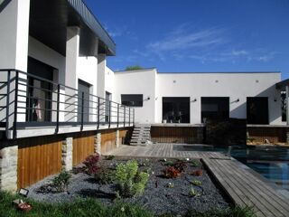  Maison � vendre 5 pi�ces 196 m�