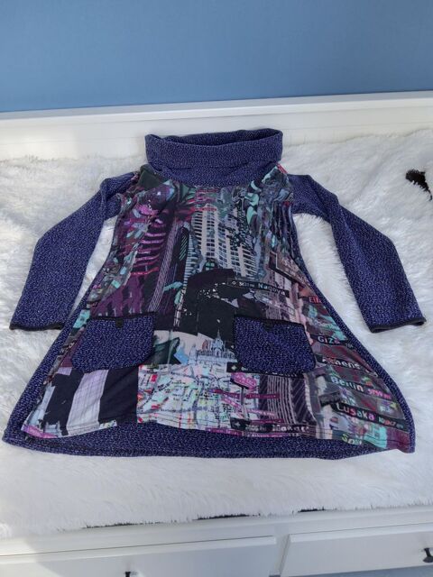 ROBE ou TUNIQUE  Quinze heures trente  38 6 Saint-Etienne (42)
