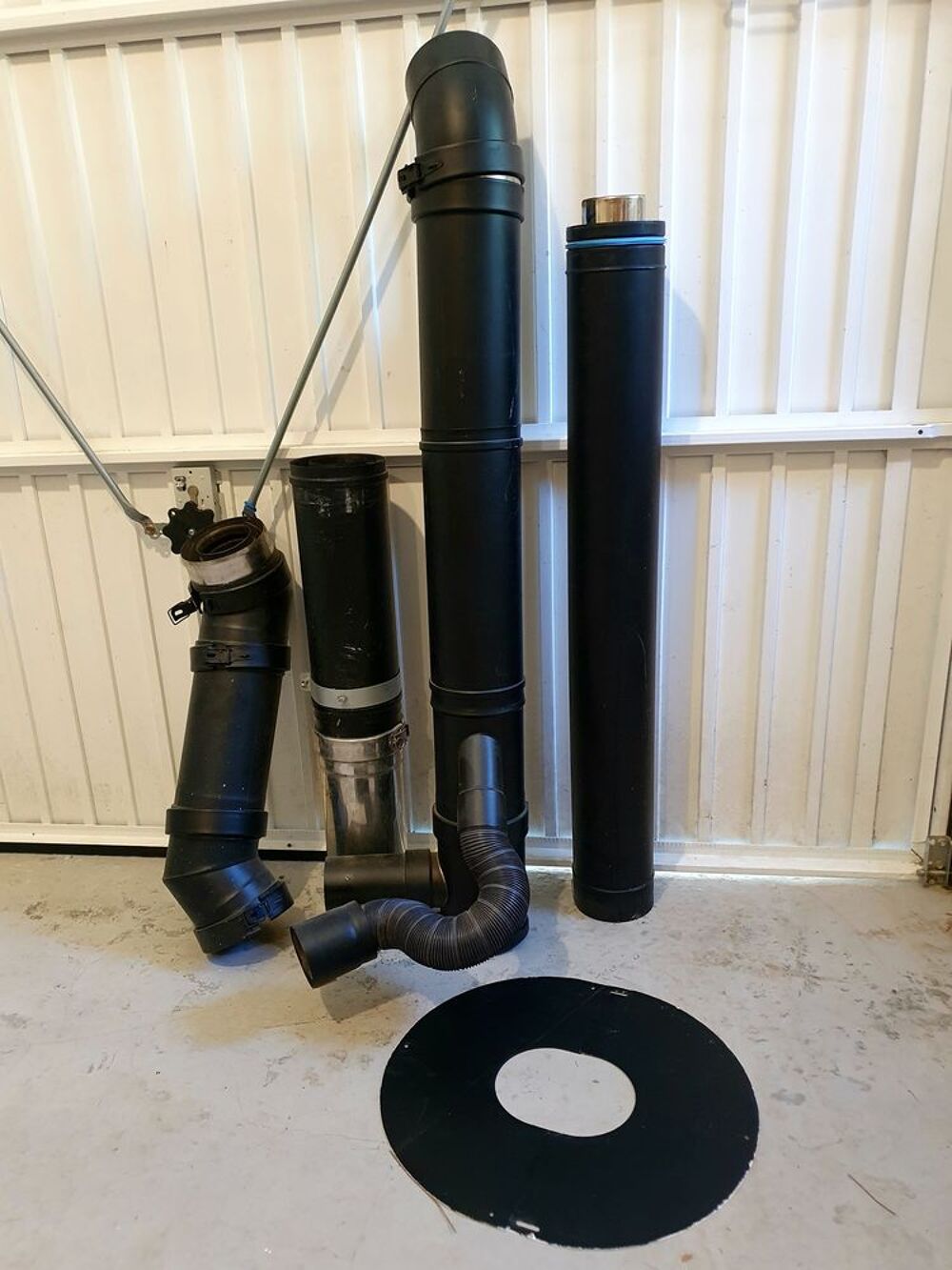 po&ecirc;le &agrave; granules avec accessoires Electroménager