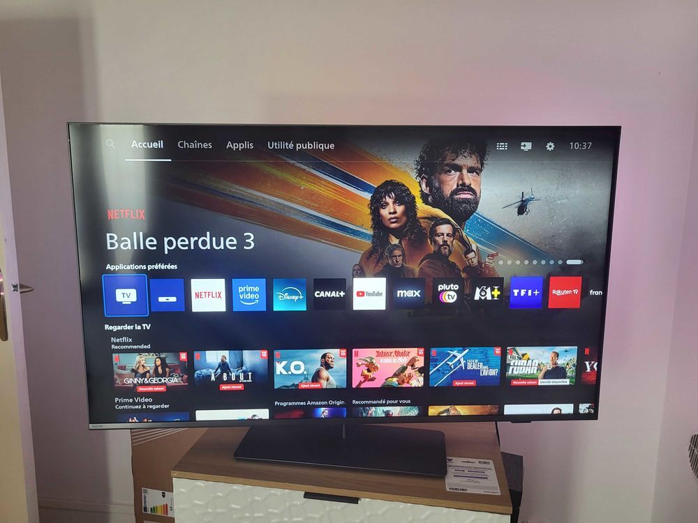 TV PHILIPS AMBILIGHT 4K LED 139CM. RE&agrave;‡UE LE 28/05/2025 Photos/Video/TV