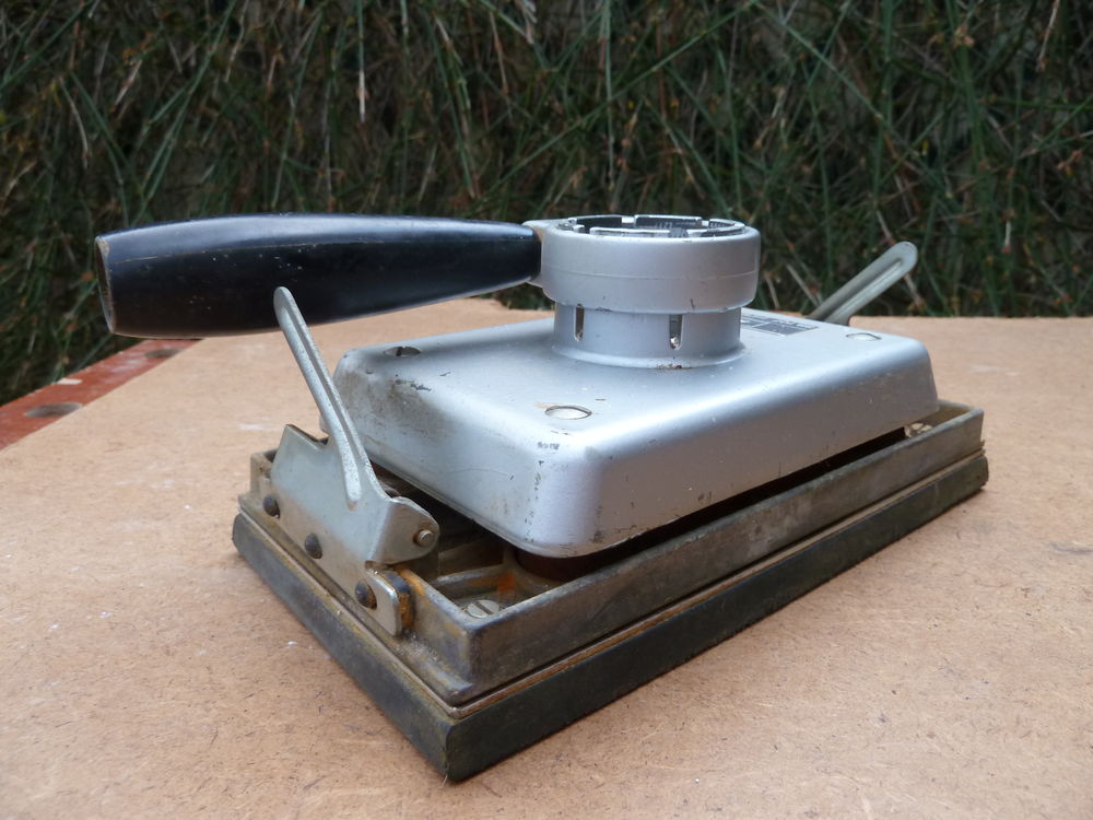 ponceuse vibrante adaptable Bricolage