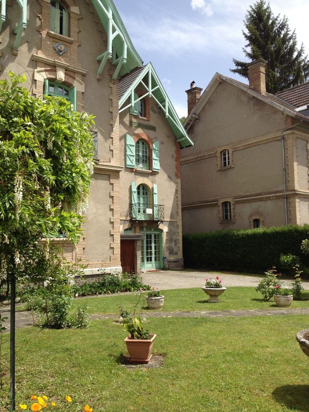   AX LES THERMES APPARTEMENT T2 MEUBLE ETAGE. ..1..2..3  Midi-Pyrénées, Ax-les-Thermes (09110)