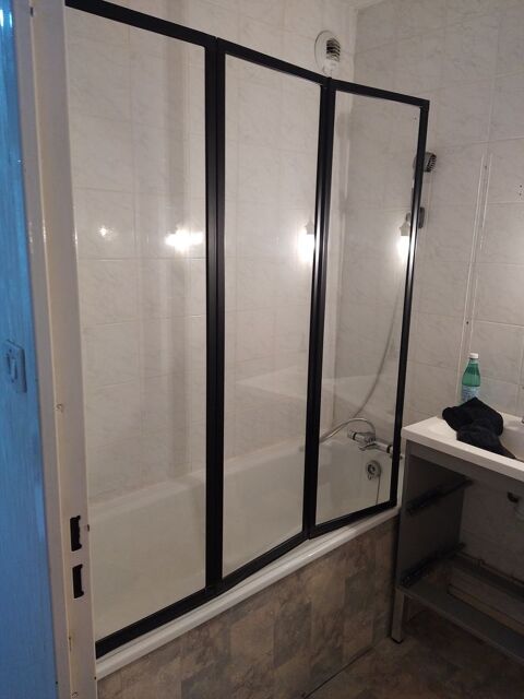 Pare-baignoire Noir pivotant 3 volets pliables, 75 Reichstett (67)