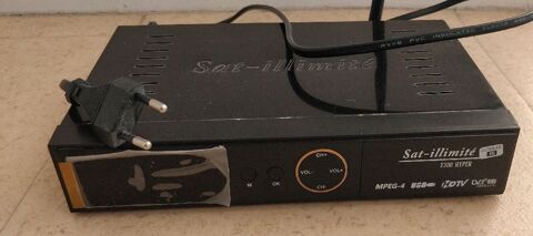 D�codeur Sat-illimit� F300 HYPER 15 Beauchamp (95)