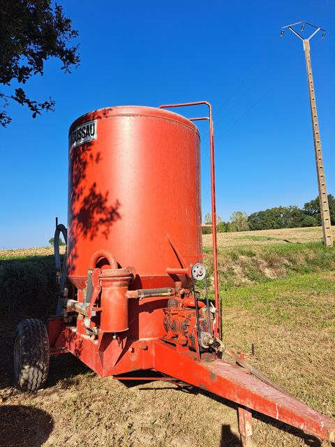 distributrice dussau 3500 40700 Horsarrieu