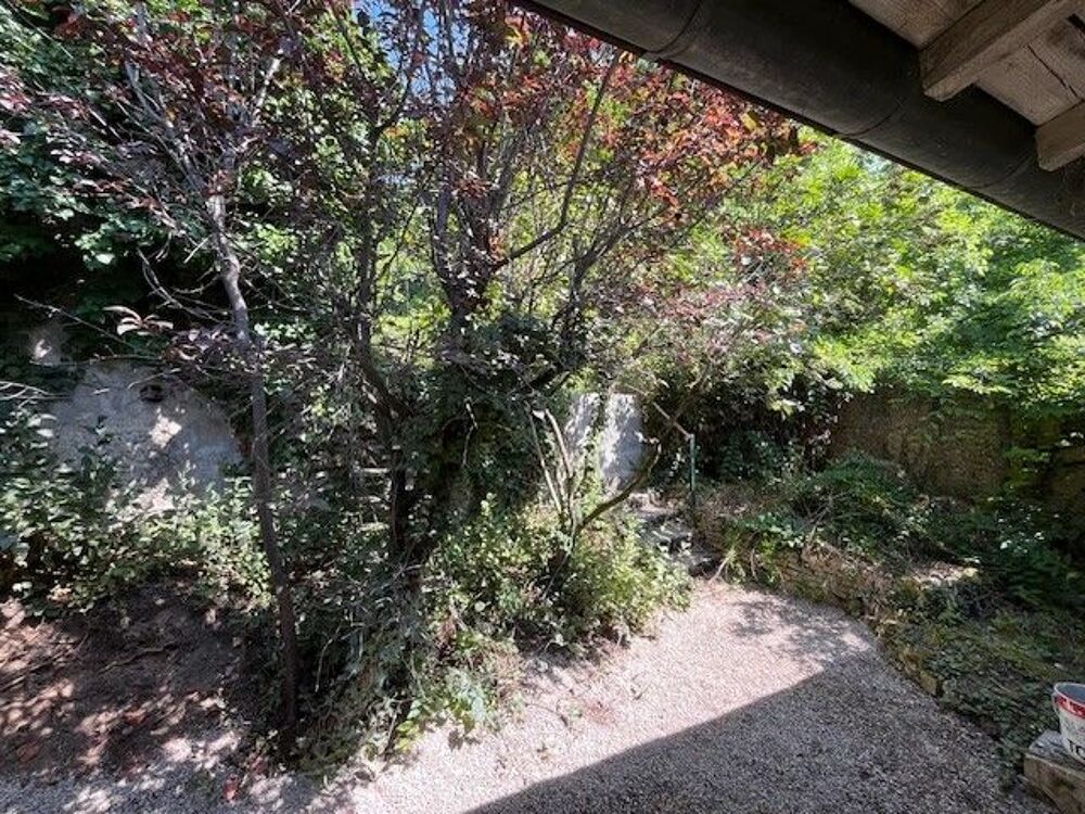 Location Maison Maison rénovée avec 3 chambres, garage, jardin, vue Lyon Rillieux-la-pape