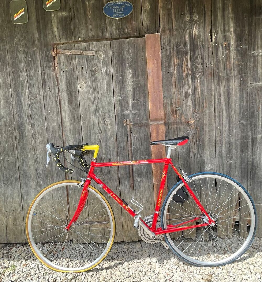 3 velos course Vélos