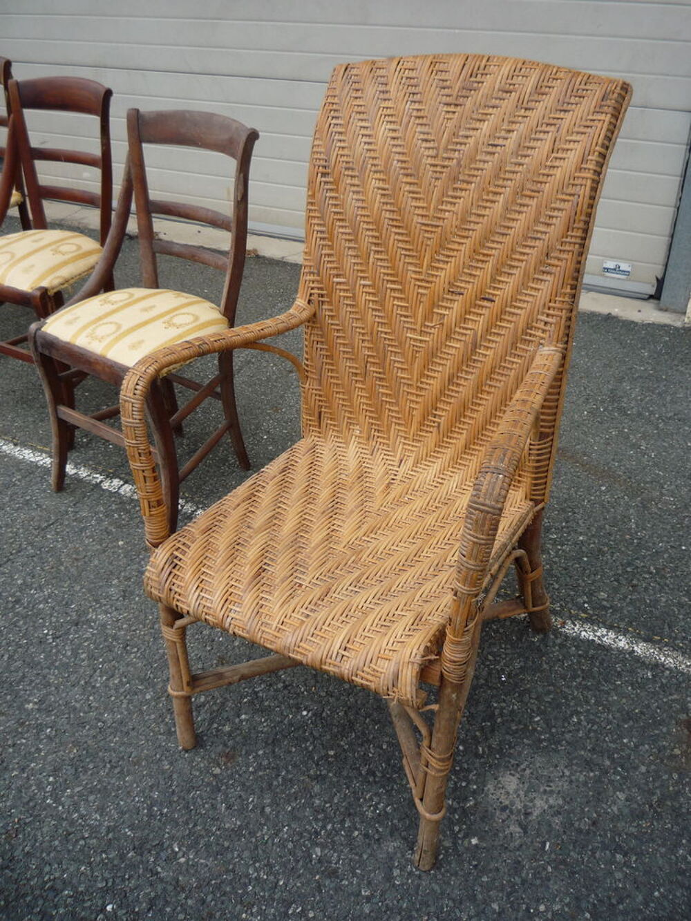Fauteuil rotin 
Chaise ancienne Meubles