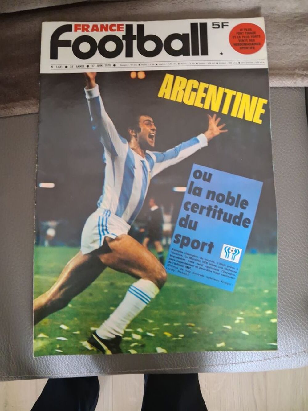 Lot FRANCE FOOTBALL de 02/1977 au 02/1980
Livres et BD