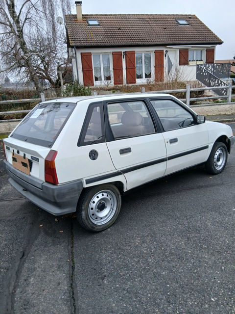Citroen ax Citro&euml;n  1.0 RE