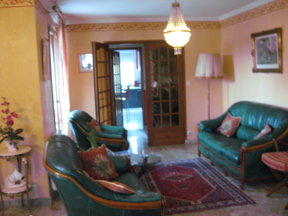 salon cuir Meubles