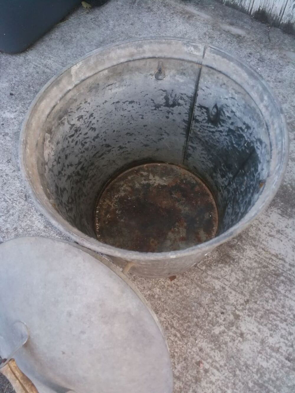 Bassine en t&ocirc;le galvanis&eacute;e Bricolage