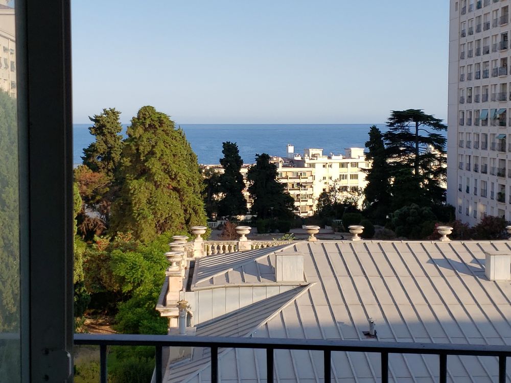 Vente Appartement 2 pièces 41m² Vue Mer - Dernier étage avec ascenseur & Parki Nice