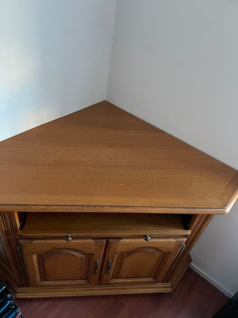 Meuble ancien d'angle en bois massif Meubles