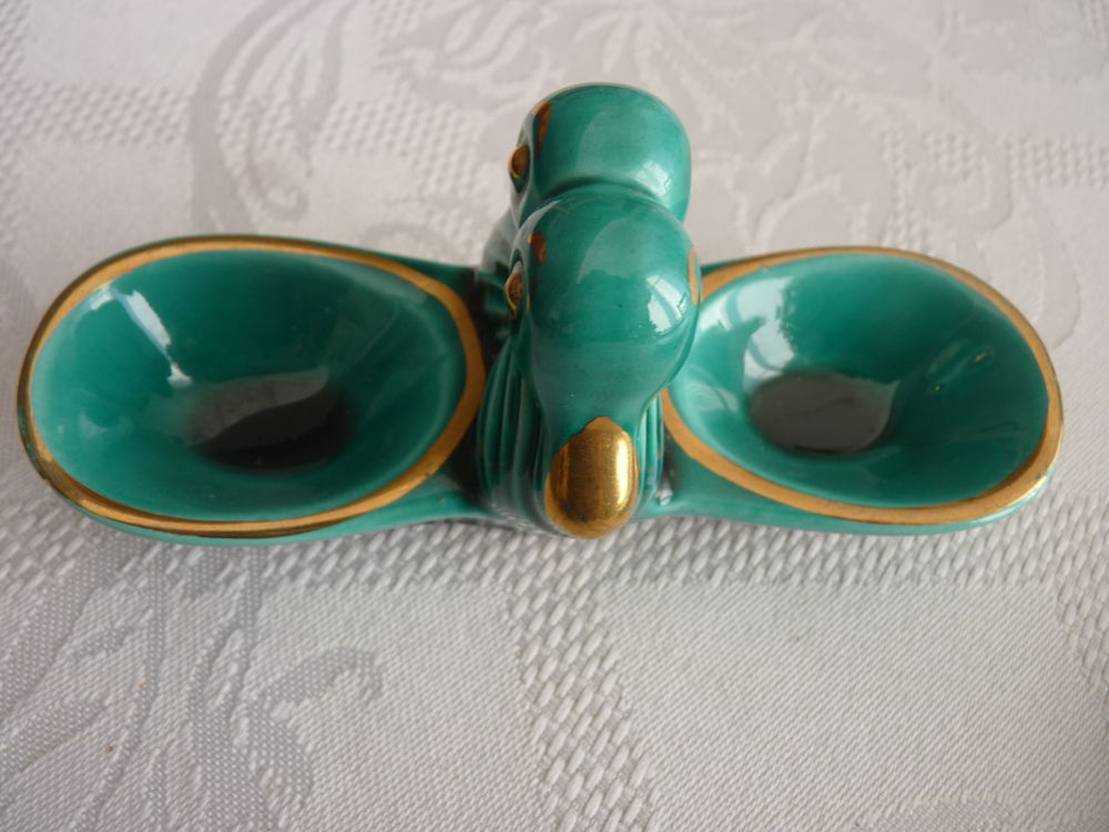 ann&eacute;e 50 vallauris dessous plat porte couteaux.. 