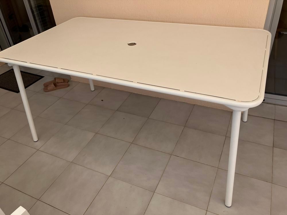 table ext&eacute;rieure pour terrasse Meubles