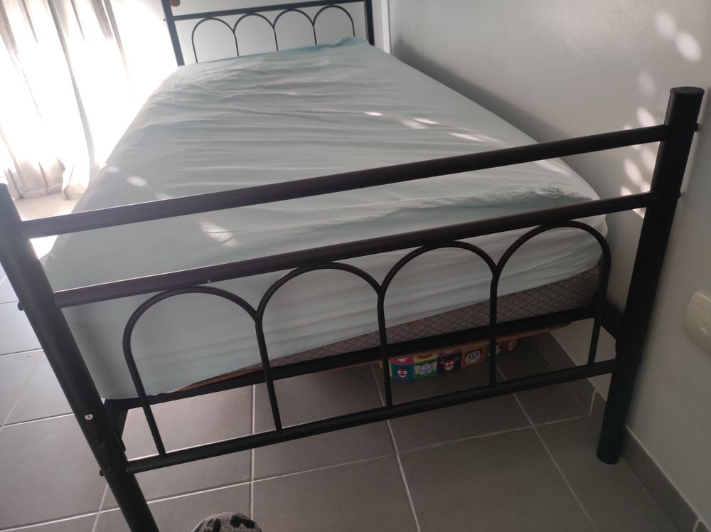 lit fer forg&eacute; avec sommier int&eacute;gr&eacute; 90X190 Meubles