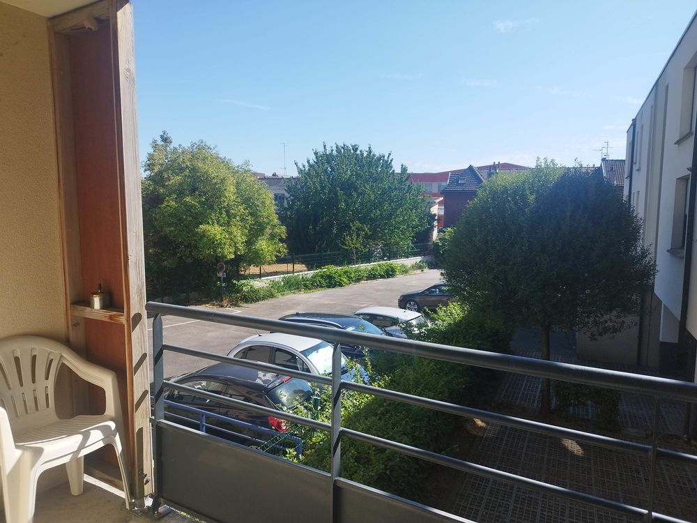 Location Appartement Appartement t2 meublé terrasse disponible Valenciennes