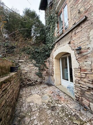  Immeuble à vendre 214 m² Tournus