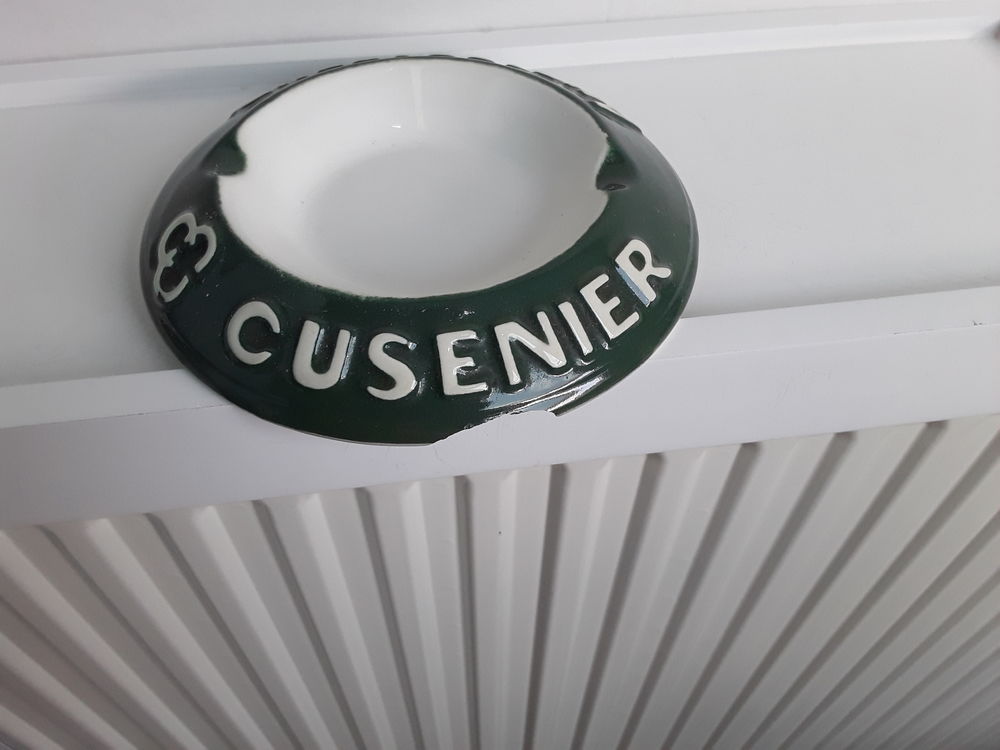 Cendrier rond vintage ancien fran&ccedil;ais "Ambassadeur Cusenier Décoration