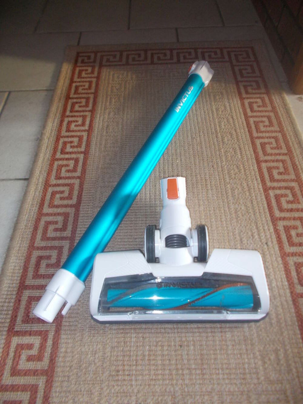 une brosse x7 a moteur &eacute;lectrique neuve faire prix Electroménager