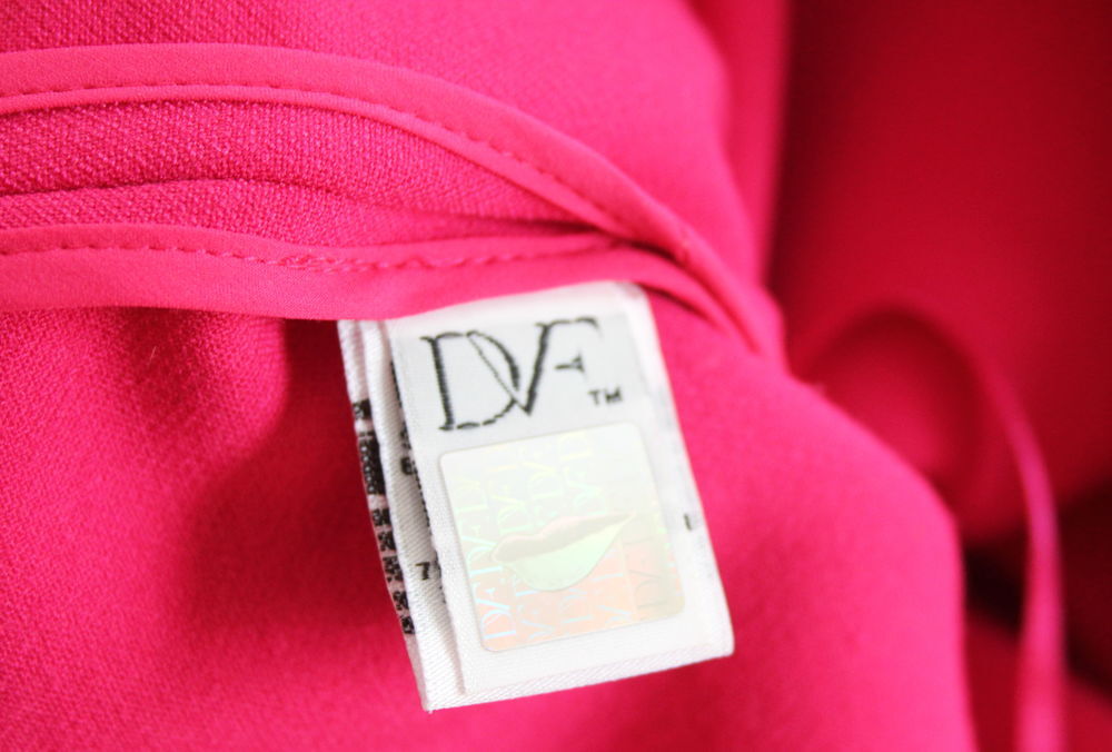 Robe multicolore DIANE VON FURSTENBERG T.10
soit 40 Fr Vêtements