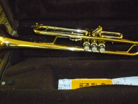  Trompette Bach Stradivarius 180 ML 43G. 2200 Collonges-la-Rouge (19)