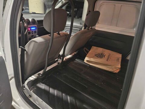 Dacia Logan 1.6 Lauréate 2011 occasion Bobigny 93000