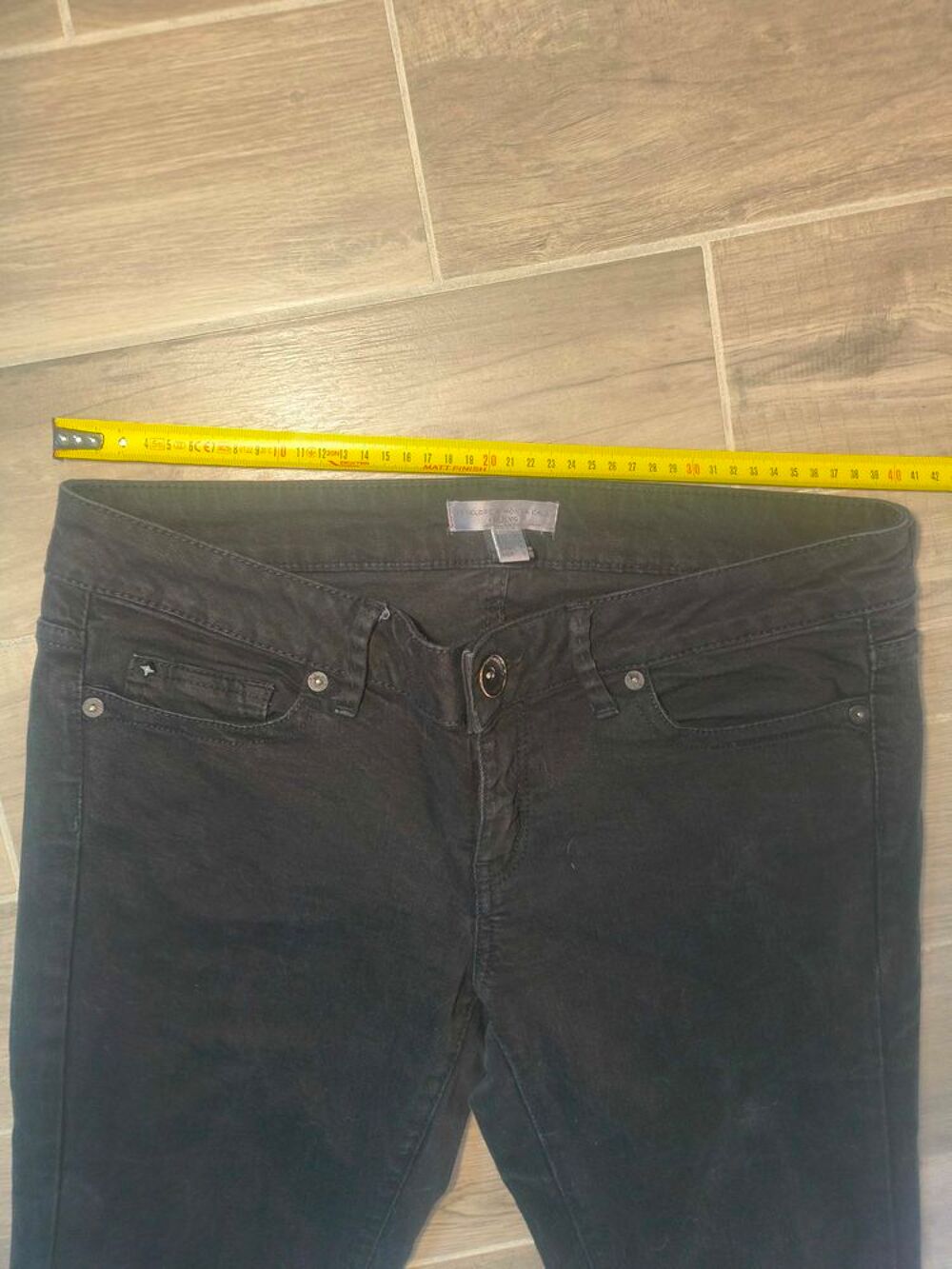 €‹Jean Noir Slim Zipp&eacute; aux Chevilles €" Pen&eacute;lope &amp; M&oacute;nica Cruz for MNG (Taille 40) Vêtements
