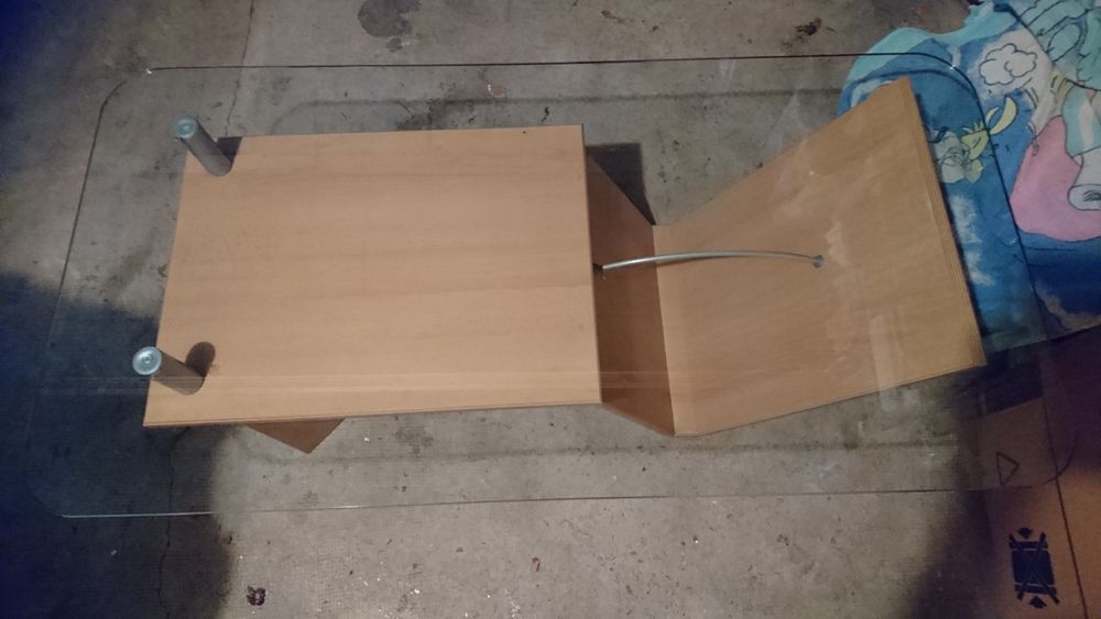 Table basse avec plateau en verre Meubles