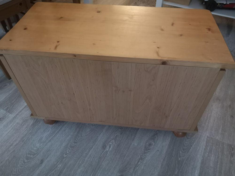 Coffre en pin clair
Mobilier enfants