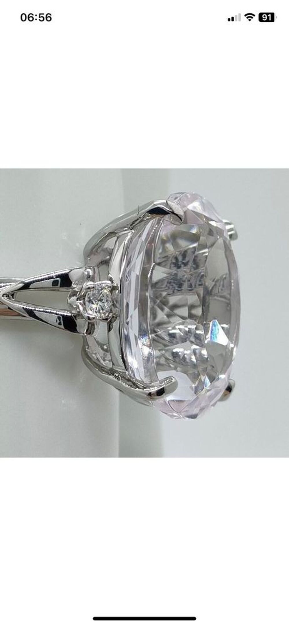 bague platine Kunzite diamants Bijoux et montres