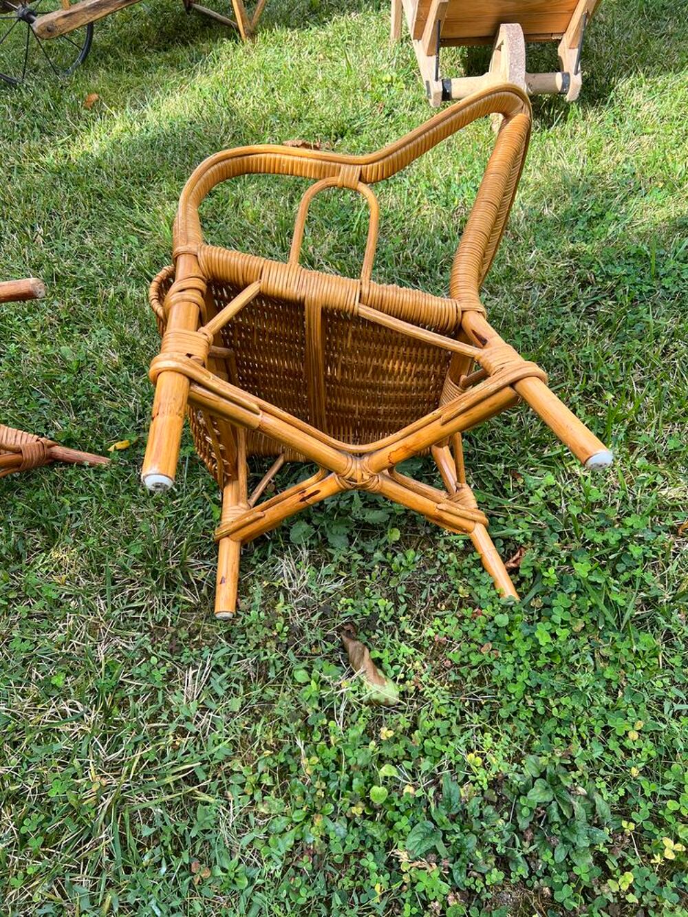 Lot chaises rotin et brouettes enfant Mobilier enfants