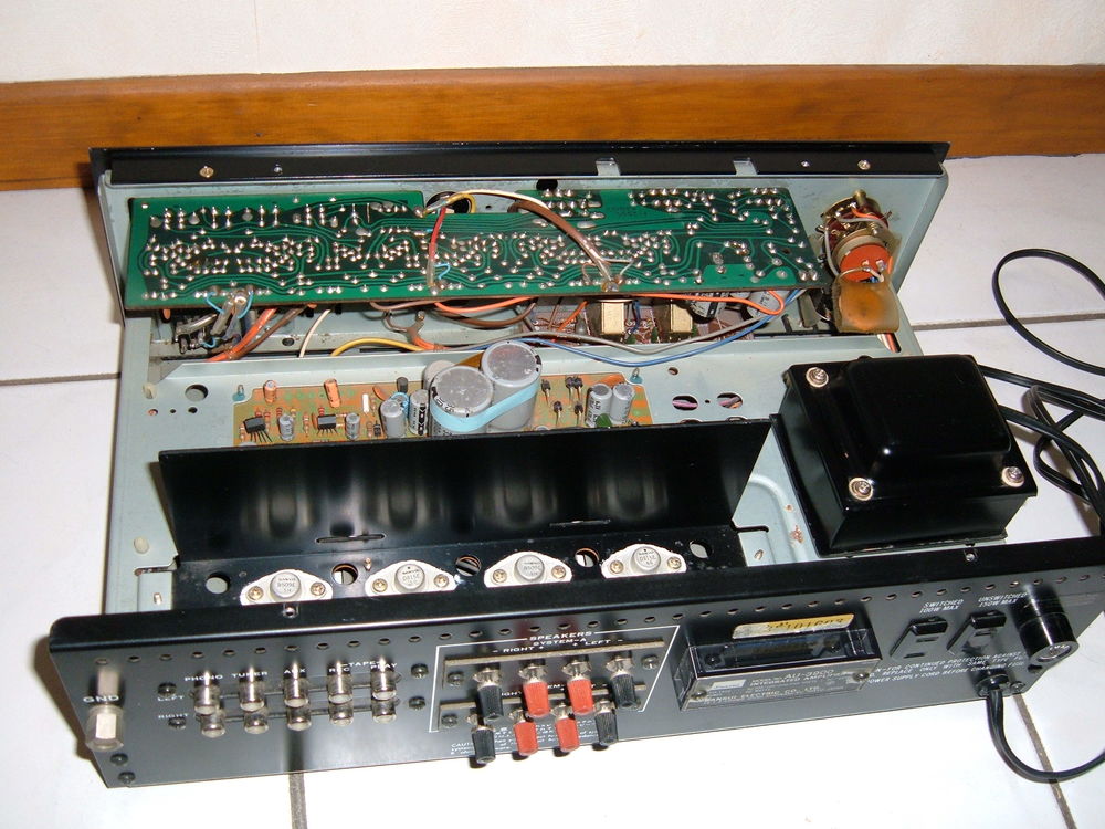 SANSUI AU-3900 amplifier (vintage 1970) Audio et hifi