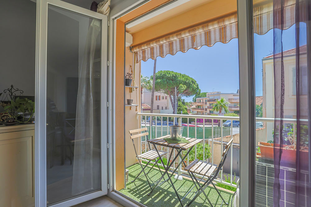Vente Appartement T3 63 m² - Cave et parking privatif - 250 000 € Hyères