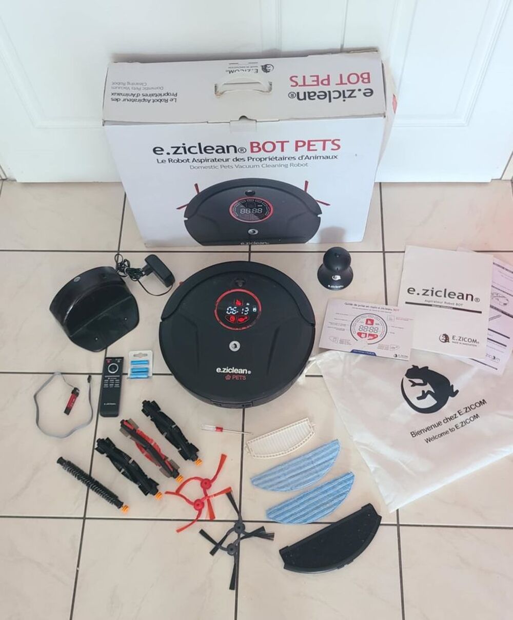 ASPIROBOT e.ziclean BOT PET accessoires rest&eacute;s neufs Electroménager