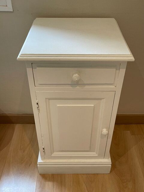 Meuble en bois blanc 35 Saint-Junien (87)