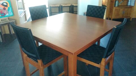Table + 4 chaises 100 Coubron (93)