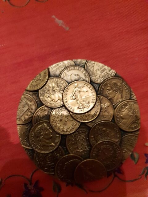 m�dailles de bronze 40 Paris 13 (75)