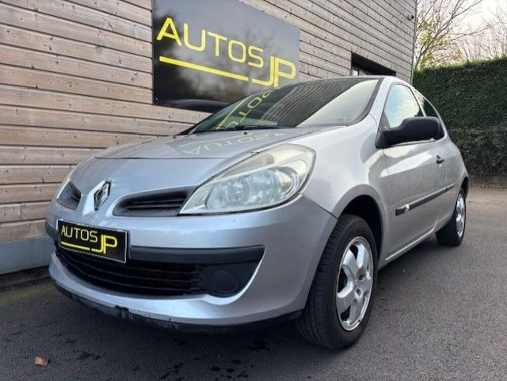 Clio III Clio 1.2 16V 75 Authentique 2007 occasion 95480 Pierrelaye