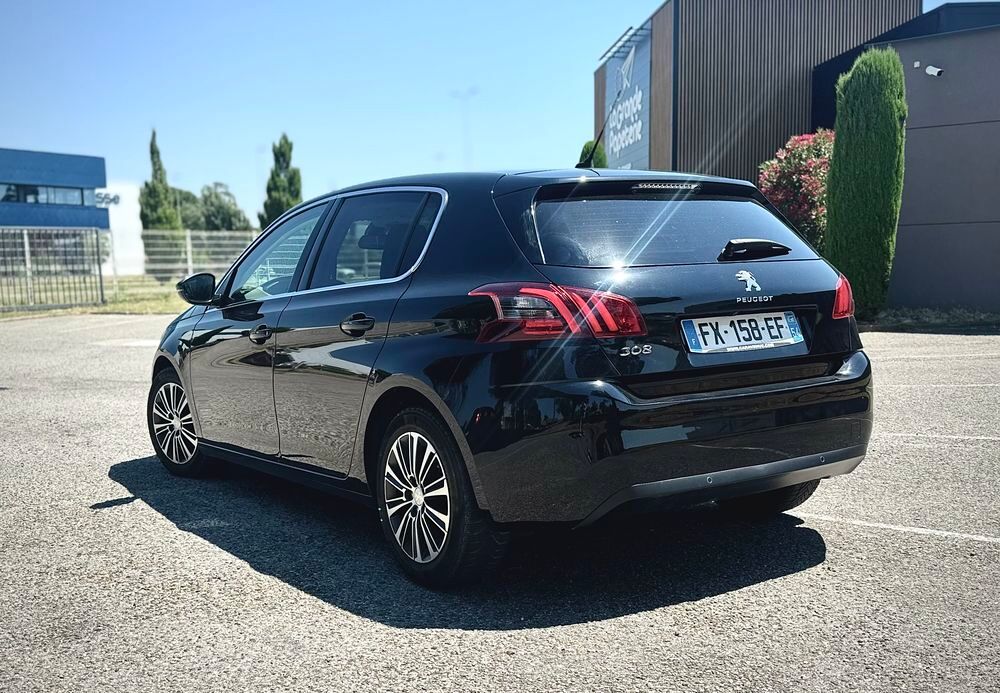 308 1.2 PureTech 130ch S&S EAT6 Allure 2021 occasion 26000 Valence