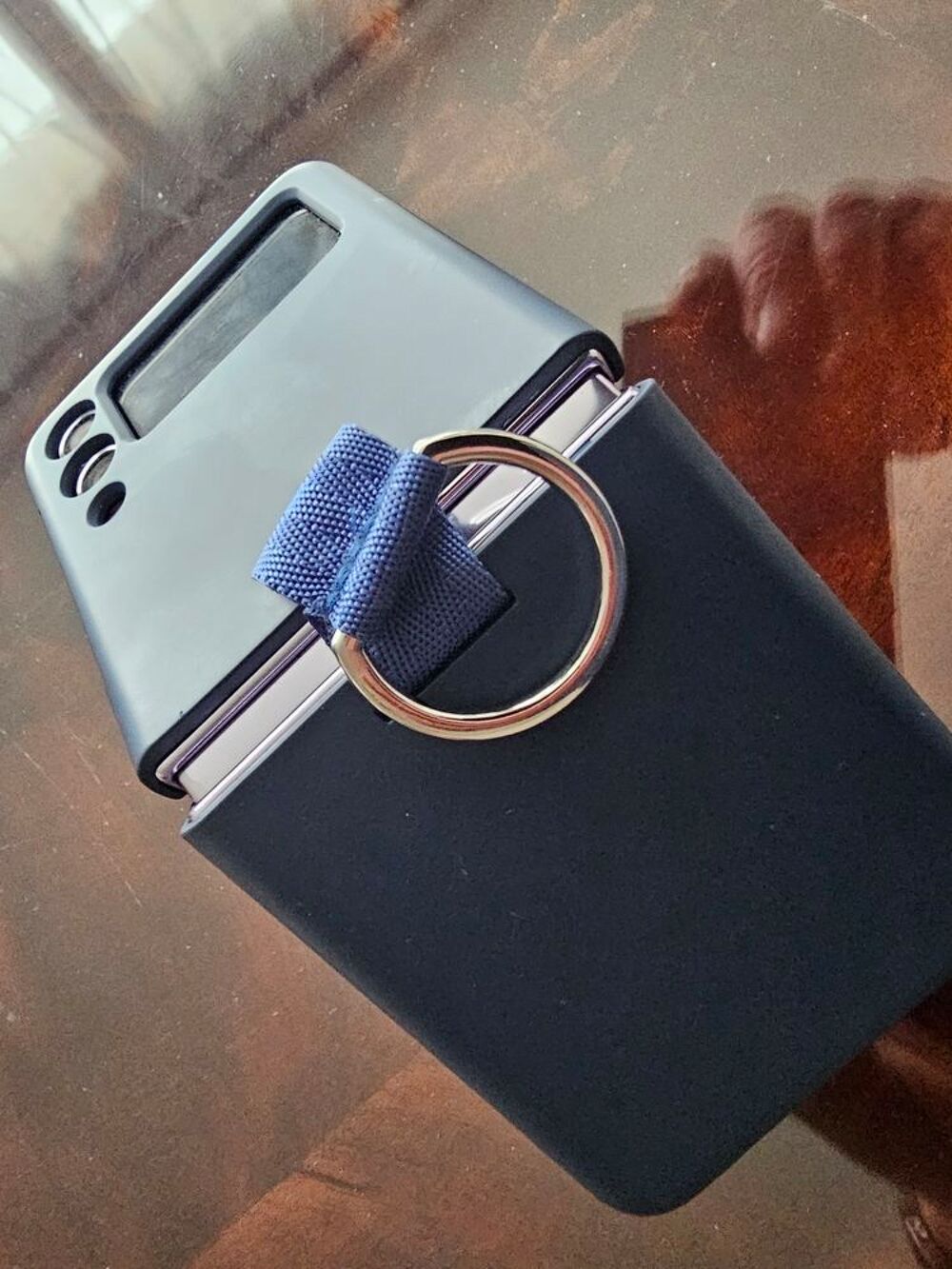 T&eacute;l&eacute;phone portable Samsung zflip3 &eacute;tat neuf d&eacute;bloqu&eacute; Téléphones et tablettes