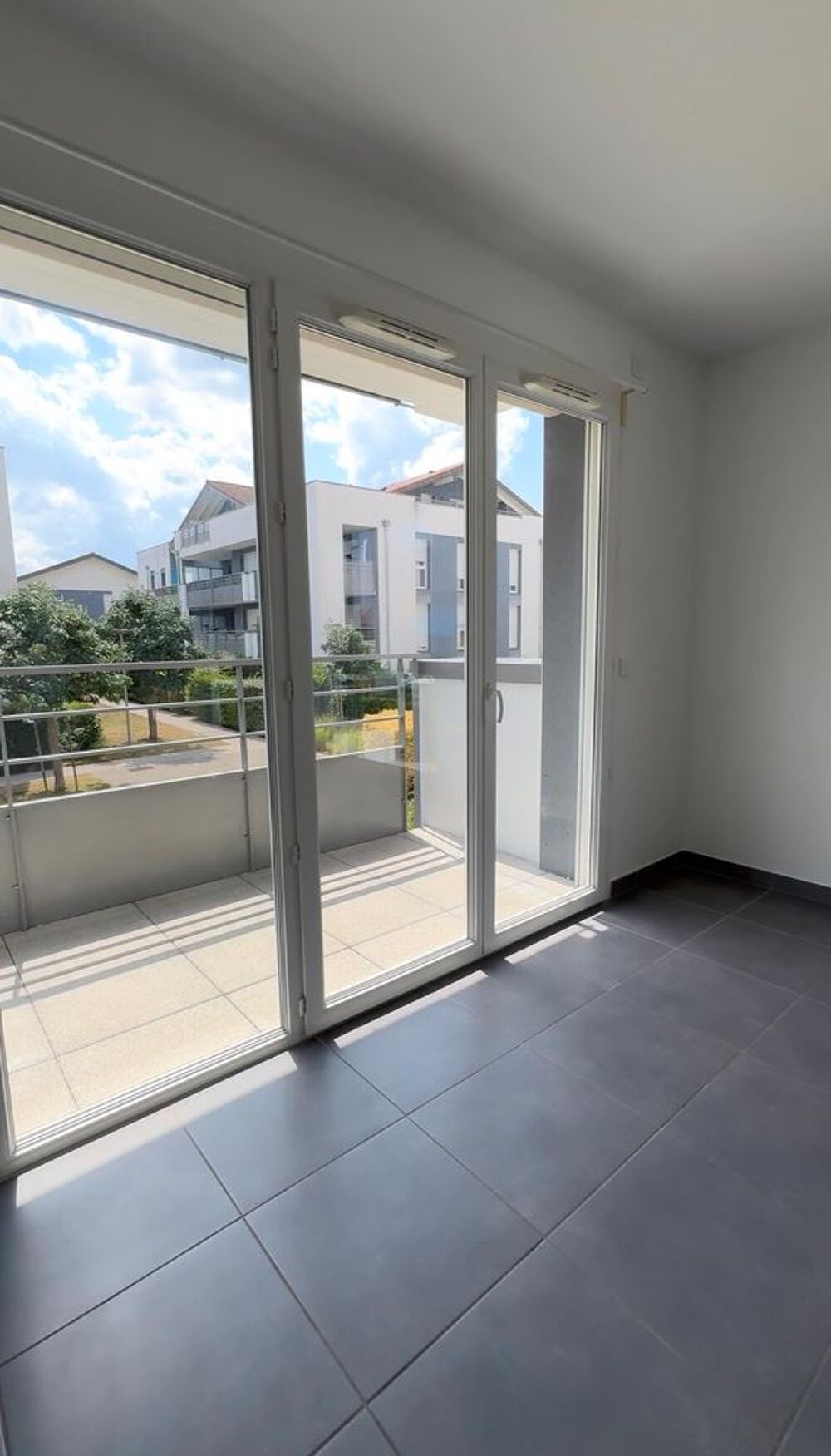 Vente Appartement T3 avec terrasse - Résidence récente sécurisée Reignier