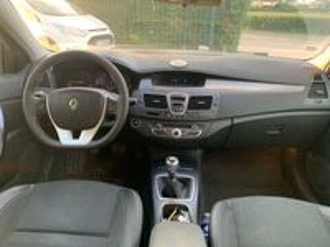 Laguna III Laguna 2.0 dCi 130 FAP eco2 GT 4Control 2009 occasion 01190 Pont-de-Vaux