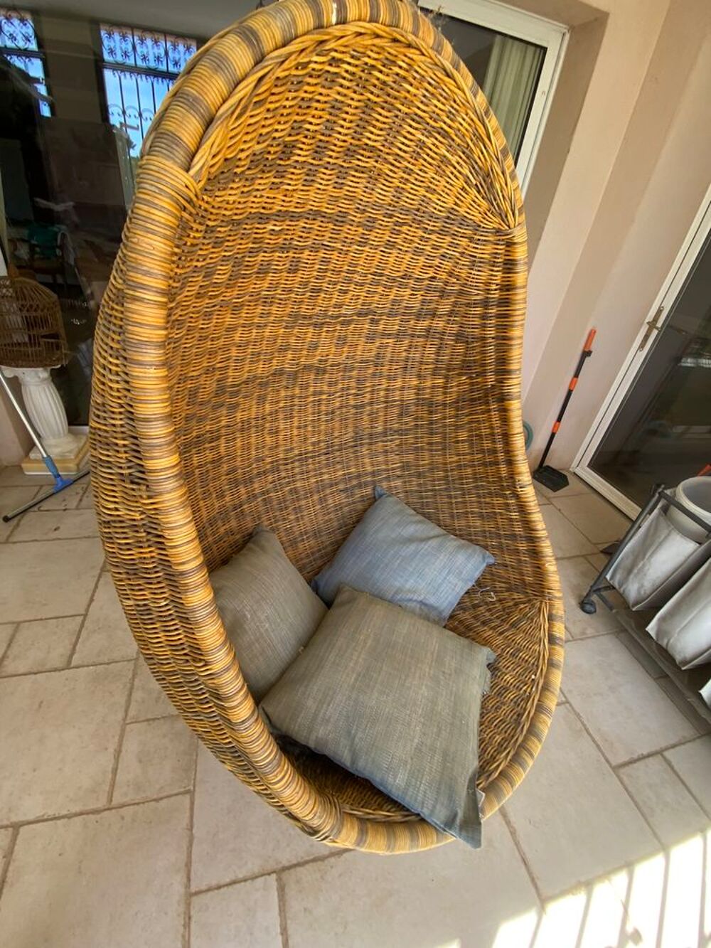 Fauteuil osier suspendu "Oeuf" Jardin