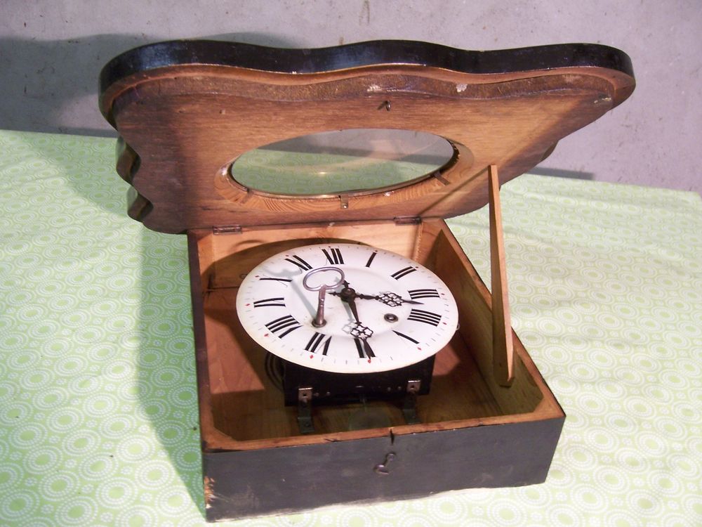 Horloge oeil de boeuf Meubles