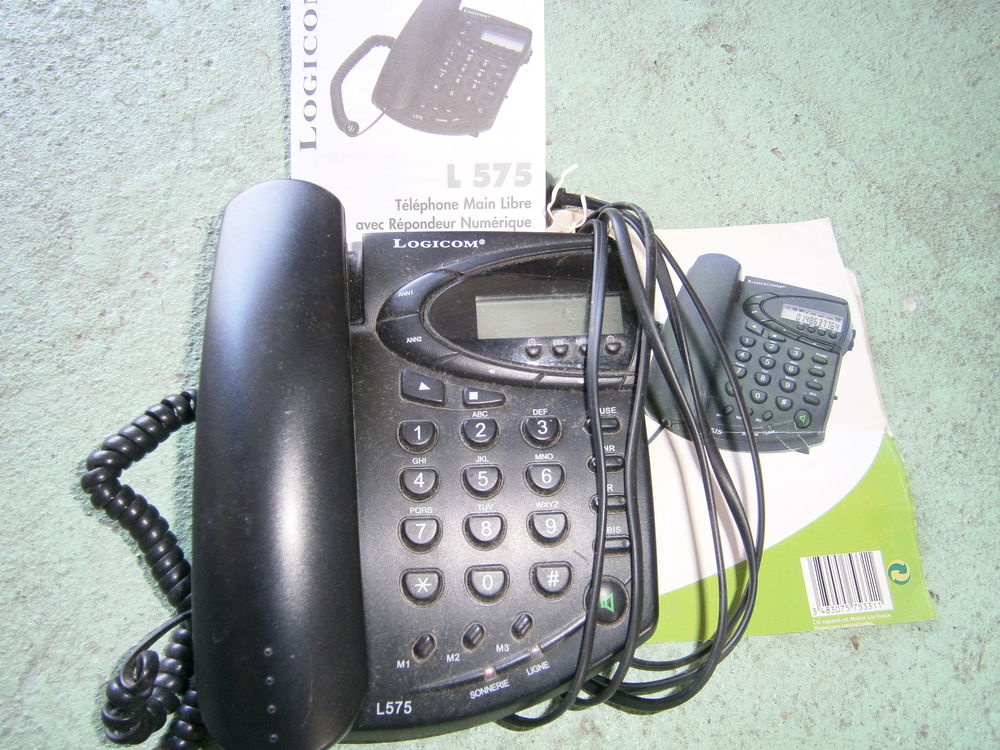  TELEPHONES FIXES Téléphones et tablettes